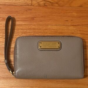 Marc by Marc Jacobs Beige Wristlet Wallet